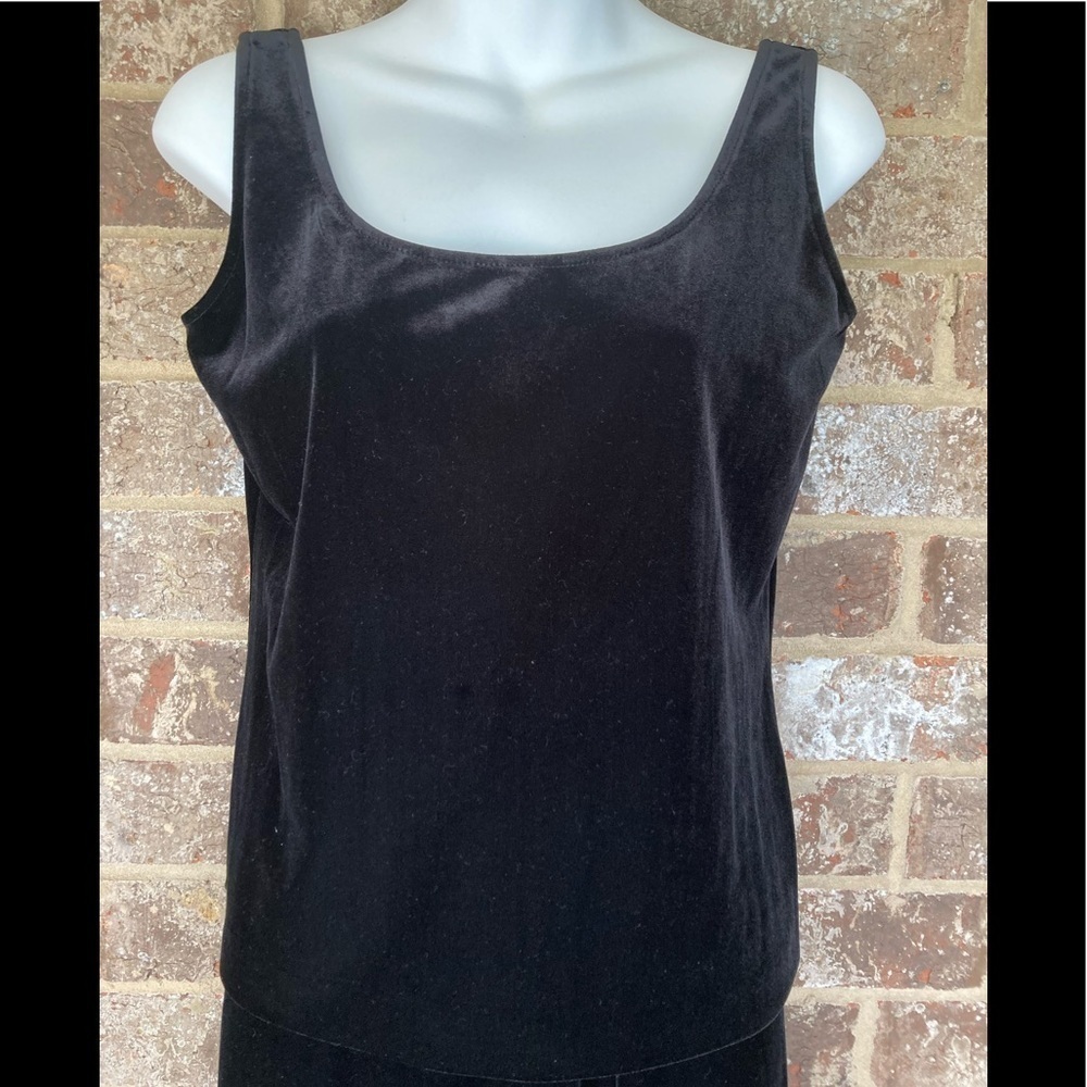 Alex Evenings Sleeveless Velvet Like Black Top Size Small